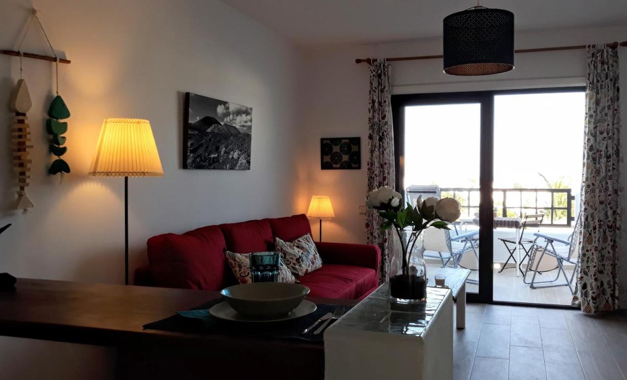 Aqua Sunrise & Sea Views Appartement