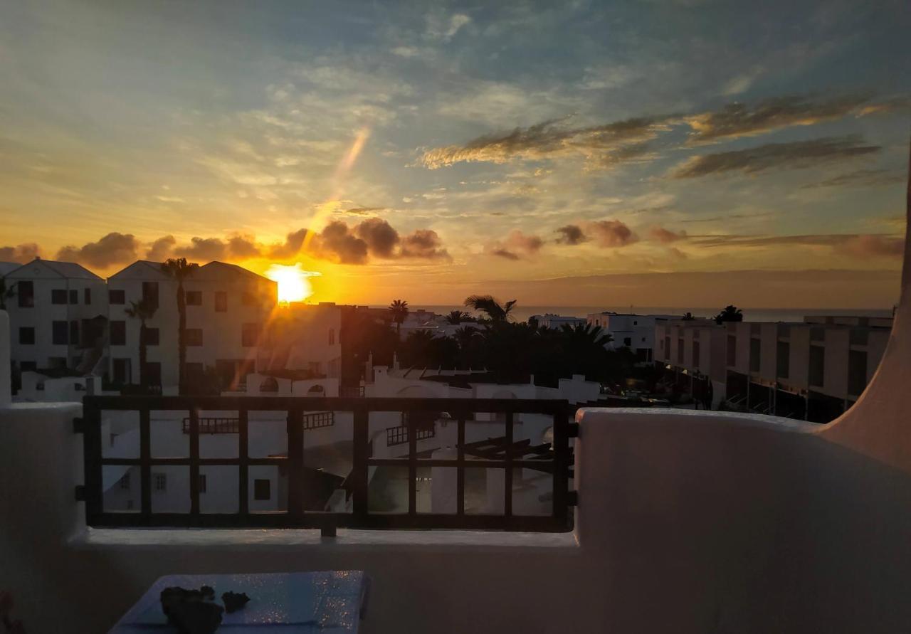 Aqua Sunrise & Sea Views Appartement Costa Teguise